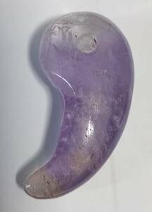 古墳期　透明感ある紫色が魅力的な　紫水晶製　勾玉　検　須恵器翡翠勾玉弥生縄文古墳埴輪土偶出土品石器