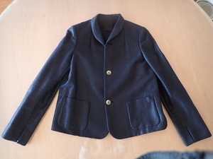 【美品】 日本製 ギャルリーウ゛ィー GALERIE VIE 紺 ジャケット 光沢感 ブレザー Ｍ 9号 洗練されたスタイリッシュなデザインです！