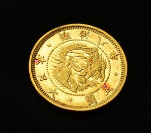 旧5円金貨（縮小）　明治8年　重量約8.33g 金90% 22K 保証 極美品