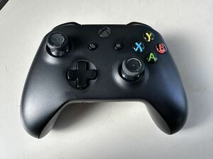 Xbox ONE 1708 コントローラー　 1台　本体のみ　　ジャンク　1/23