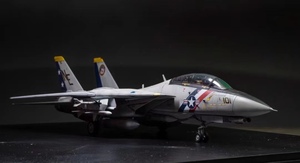 1/72 アメリカ海軍 F-14D 組立塗装済完成品