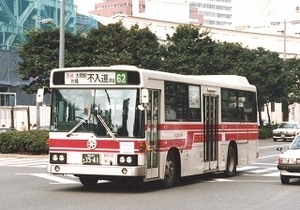 【 バス写真 Lサイズ 】 西鉄 懐かしの赤バス1986年式 ■ ２４ ■ ４枚組