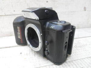 M9376 カメラ Nikon F-401 AF フィルムふた閉まりません 傷汚れあり シャッターOK 現状 動作チェックなし ゆうパック60サイズ(0504)