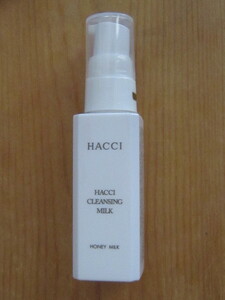 ☆１点のみ！ミニサイズ 新品、未開封！HACCI ハッチ クレンジングミルク 30ml！！