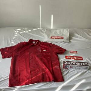 セット SUPREME NIKE MESH S/S SHIRT, RED (M) SS24 DIAMOND MATCHES、ロサンゼルス店 ショップカード ステッカー、ショッパー