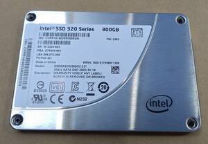 INTEL SSD 300GB SATA 2.5インチ