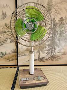 1000円スタート 売り切り HITACHI 日立 扇風機 H-671 3枚羽根 アンティーク 扇風機 昭和レトロ 問題無く動きます。動作確認済み