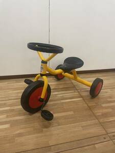 三輪車　ペリカン　ウィンザー社　海外製　ボーネルンド BorneLund 乗用玩具 子供用三輪車 丸ハンドル