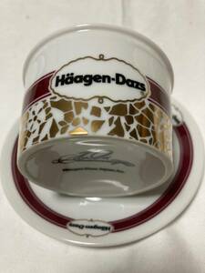 ハーゲンダッツ カップ＆ソーサー カップ 皿 陶器 非売品 10周年 10th anniversary Hagen-Dazs 超激レア 未使用ですが長期自宅保管品
