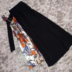 EVRIS 変形スカート　スカーフ柄×ブラック　Fサイズ