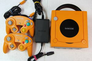 ニンテンドーゲームキューブ本体セット オレンジ DOL-001 電源コード/コントローラー付属 送料無料
