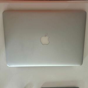 Apple MacBookAir 2012年　ジャンク品