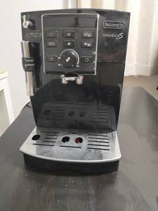 ジャンク品 デロンギ 全自動エスプレッソマシン ECAM23120B コーヒーメーカー マグニフィカS 通電可能