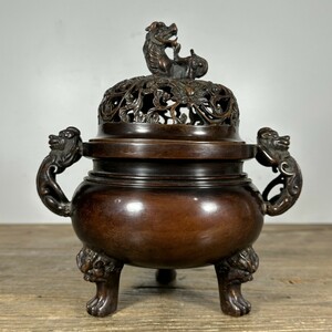 【古寶奇蔵】紫銅製・雙獣耳三獣足・獅蓋熏香炉・置物・賞物・中国時代美術
