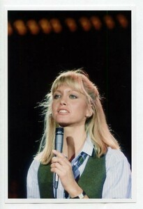 ［フォト4x6］ オリビア・ニュートン・ジョン Olivia Newton John 96A 写真(小) オリヴィア