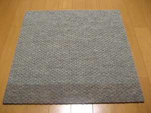日本製防音タイルカーペット（１６枚）厚み１１ｍｍ（１４３６）在１３５枚・１枚２２０円～