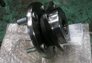 CP9A☆三菱純正☆フロントハブ assy ベアリング EVO6/6.5 T.M.E ランサーエボリューション IV V ランエボ　MITSUBISHI LANCER FRONT HUB