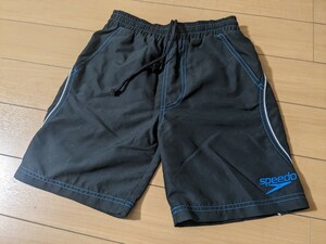 ☆USED☆ 130cm 男の子 スイムパンツ 水着 スピード speedo 黒 水色