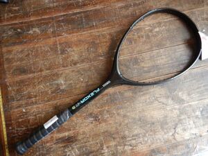 新品　軟式テニスラケット040716 YAMAHA FLEXEOR-R SL-2白　昭和レトロ　デッドストック
