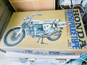 TAMIYA ポリスタイプ CB750FOUR 