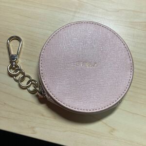 フルラ　FURLA ラウンドケース　小銭入れ コインケース レザー 財布 小物入れ ピンク　レディース　ブランド　キーホルダー