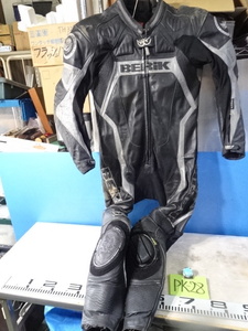 PK-28/BERIKベリック レーシングスーツ XL バイクウエアー 皮つなぎ ツナギ ライダースーツ MFJ セーフティー用品 オートバイ 個人装備