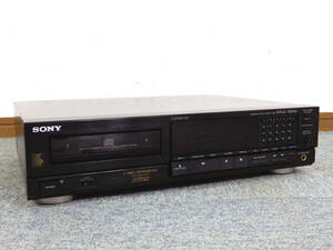  SONY ◆ ソニー　CDプレーヤー　　CDP-227ESD　　デュアルD/Aコンバーター搭載 ◆ 再生していますがCDトレイに難有り ジャンク