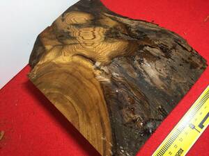4-2508 材料 銘木屋久杉 世界遺産 逸品 上杢 香木 一部水引きして撮影しております。