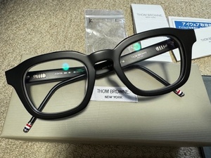 3ヶ月以上待ち トムブラウン 都内正規代理店購入 UEO412A 004 48 マットブラック THOMBROWNE レンズ入替調整のみ 新品同様極美品 眼鏡 