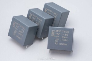 KEMET　電源平滑用に　C4AQ　650V／10μF　高耐圧・大容量フィルムコンデンサ　新品4個セットB