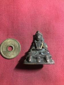仏像　　銅製　　時代物　　　仏像　　　珍しい　　小さい　その１