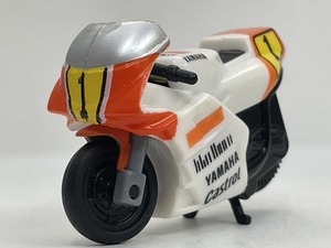 ■★サントリーボス　走る！最速バイクコレクション　MotoGP YAMAHA 1987 YZR500(白/オレンジ・No.1）