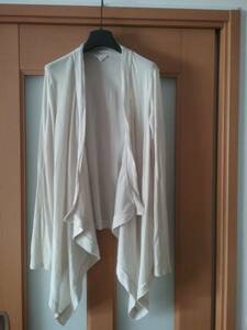CLUB MONACO.カーデイガン シルク 長袖、シャツ 薄い とてもおしゃれ 美品 送料210円
