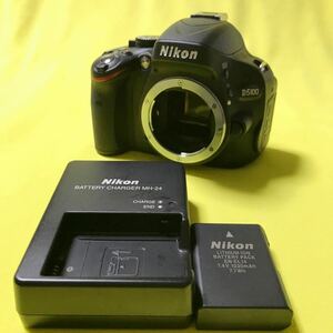 Nikon/ニコン D5100 デジタル一眼レフカメラ #2098206 +　バッテリー(EN-EL14) +　純正充電器(MH-24) ※撮影出来ましたが、、、【訳あり】