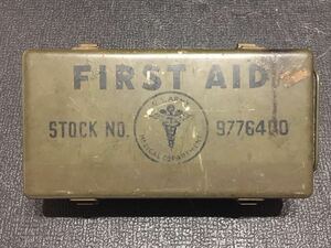 U.S. ARMY WWII VINTAGE FIRST AID KIT - GAS CASUALTIES ONLY 9776400　ファーストエイドキット毒ガス事故用