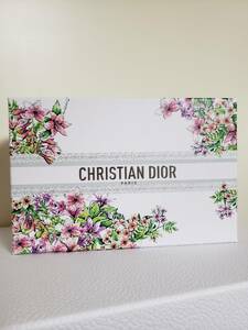 新品★DIOR ディオール　バレンタインデー限定ギフトBOX♪フラワー♪小物入れ S★限定