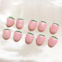 ピンク苺のチャーム10コセット　いちご　イチゴ　ハンドメイド