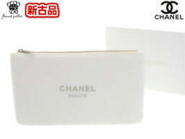 【New 新品】シャネル CHANEL ノベルティ コスメポーチ フラットポーチ BEAUTE ビューティー ホワイト 内生地レッド