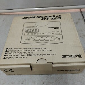 ZOOM リズムマシン Rhythmtrak RT-123 ズーム ドラムマシン【60サイズ】