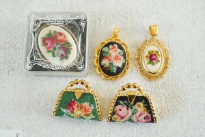 B205 プチポワン オーストリア 刺繍 ペンダント ブローチ ヴィンテージ アクセサリー 大量 まとめて おまとめ まとめ売り ネックレス