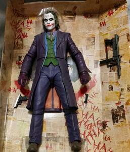 ☆新品　1/4　ジョーカー　アクションフィギュア　約45cm　ヒース・レジャー　JOKER　バットマン　NECA