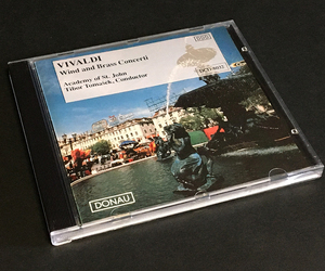 CD［Vivaldi:Wind And Brass Concerti■Tibor Tomasek■Academy Of St. John］