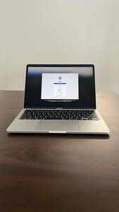 【ほぼ新品】Apple MacBook Pro Retinaディスプレイ 13.3 MNEP3J/A [シルバー]