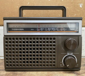 【サ-5-9】80 TOSHIBA ホームラジオ RH-565 東芝 オーディオ機器 昭和レトロ アンティーク 電源コードなし 電池で動作確認済