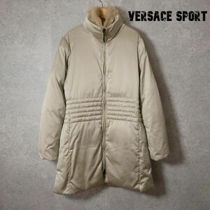 良品 VERSACE SPORT ヴェルサーチスポーツ サイズ42 ダウンジャケット ダウンコート 2WAY ファー ダブルジップ ロング丈 ベージュ