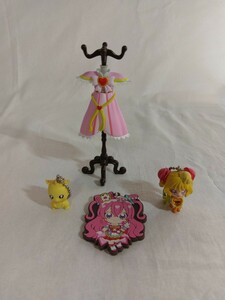 プリキュアオールスターズカプセルトルソーシャイニールミナス　洋服だけのフィギュアおまけつけて