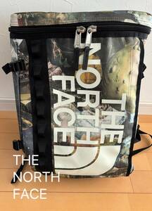 THE NORTH FACE ノースフェイス リュック 撥水 メンズ ヒューズボックス ブラック グリーン系 宇宙柄 30L 良品 送料無料