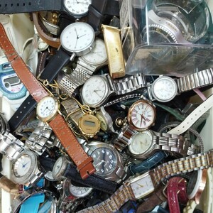 1円スタート 腕時計 まとめて SEIKO CITIZEN DIESEL CASIO など メンズ レディース 大量 200本以上 ジャンク ①