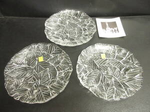 《食器》日本製 「カガミクリスタル：中サイズ 平皿3枚セット」 高さ：約2cm・円：約16cm KAGAMI Crystal デザートプレート