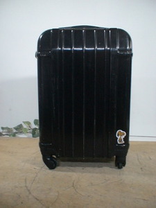 4843　黒　スーツケース　キャリケース　旅行用　ビジネストラベルバック